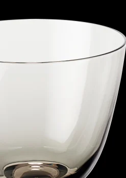 Glas på fod 35 cl i grå fra serien Flow | Køb her Vinglas|Nytår