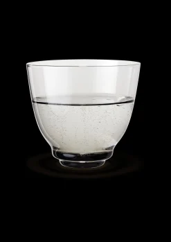 Vandglas 35 cl i grå fra serien Flow | Køb her Vandglas