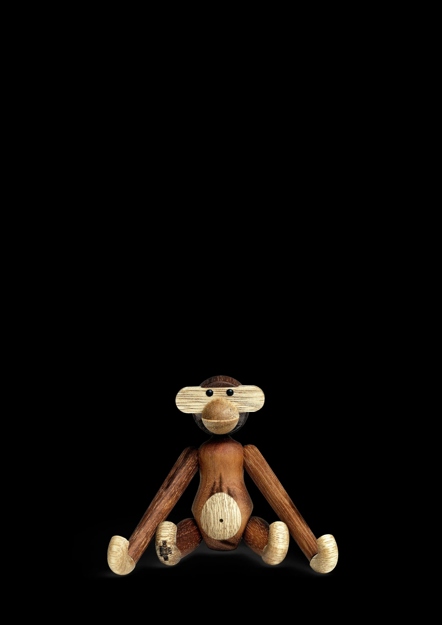 Sale Abe mini i træ fra serien Monkey | Køb her Træfigurer & Skulpturer