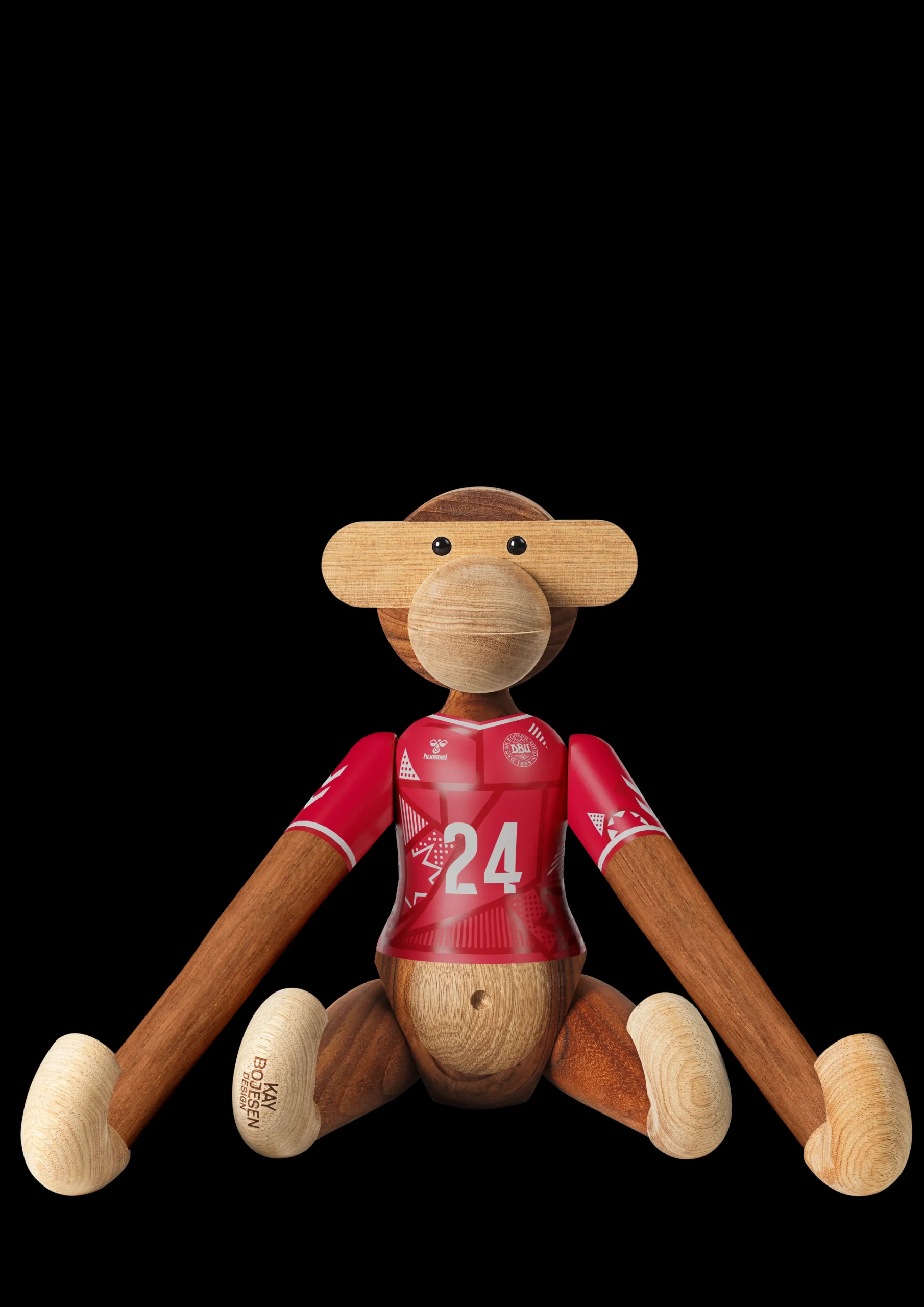 Hot Abe x DBU Kvinde 2024 stor teak/limba - Køb her Træfigurer & Skulpturer