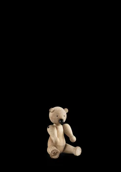 Sale Bjørn liliput eg/ahorn | Køb på Rosendahl.com Træfigurer & Skulpturer