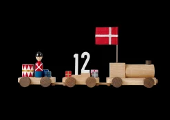 Outlet Fødselsdagstog Dansk i træ fra serien Figurines Træfigurer & Skulpturer|Fødselsdag
