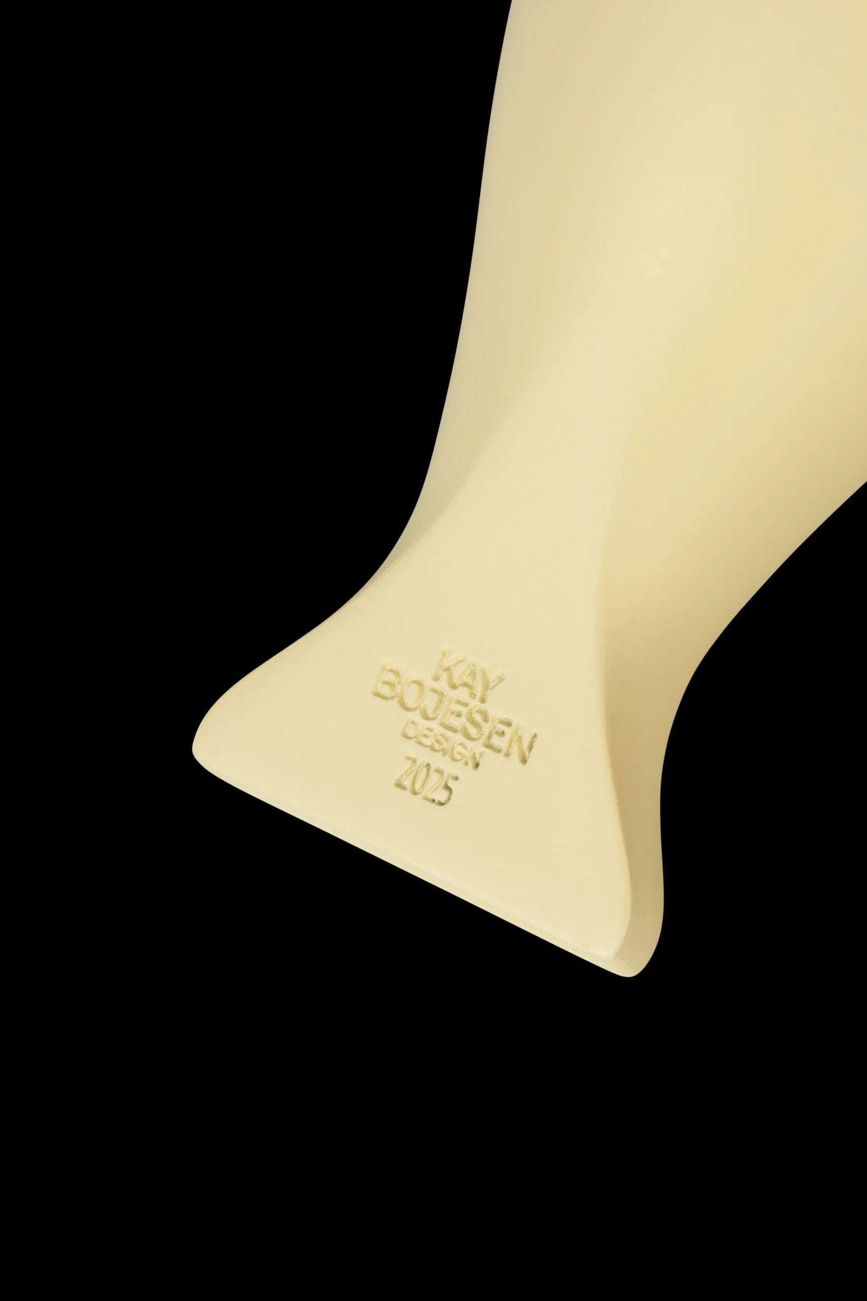 Year Bird Bella 2025 H12.5 cm creme/grå Nyheder|Træfigurer & Skulpturer