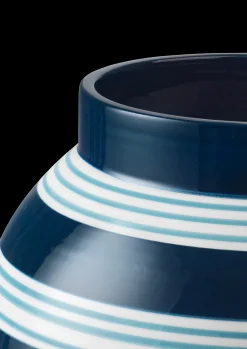 Best Omaggio Nuovo Vase H20.5 mørk blå | Køb her Vaser & Urtepotteskjulere