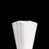 Online Unfold Vase H16.5 cm i hvid fra serien Hammershøi Nyheder|Vaser & Urtepotteskjulere