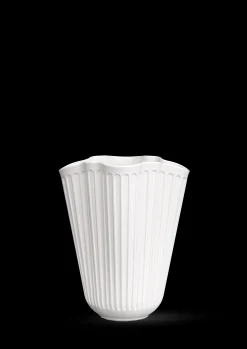 Online Unfold Vase H16.5 cm i hvid fra serien Hammershøi Nyheder|Vaser & Urtepotteskjulere