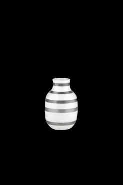 Sale Vase H12.5 cm i sølv fra serien Omaggio | Køb her Vaser & Urtepotteskjulere