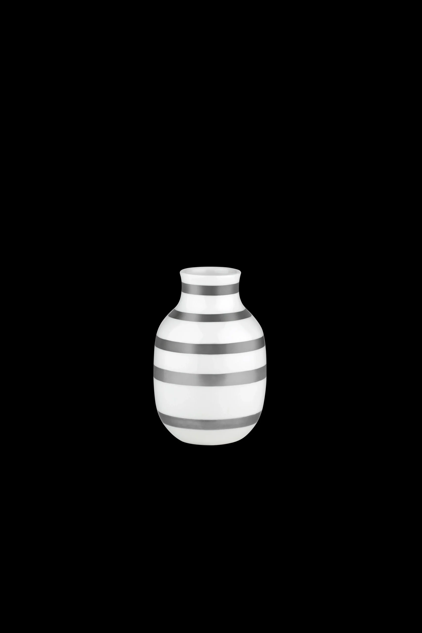 Sale Vase H12.5 cm i sølv fra serien Omaggio | Køb her Vaser & Urtepotteskjulere
