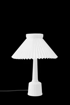 Online Esben Klint Lampe EU stik H44 hvid | Køb her Bordlamper