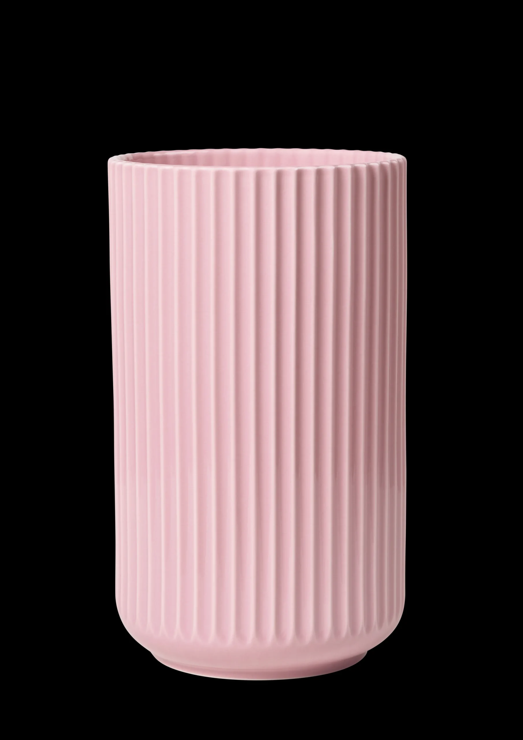 Hot Lyngby Vase H25 cm rosa porcelæn | Køb nu Vaser & Urtepotteskjulere