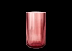 Sale Lyngby Vase burgundy mundblæst glas Vaser & Urtepotteskjulere
