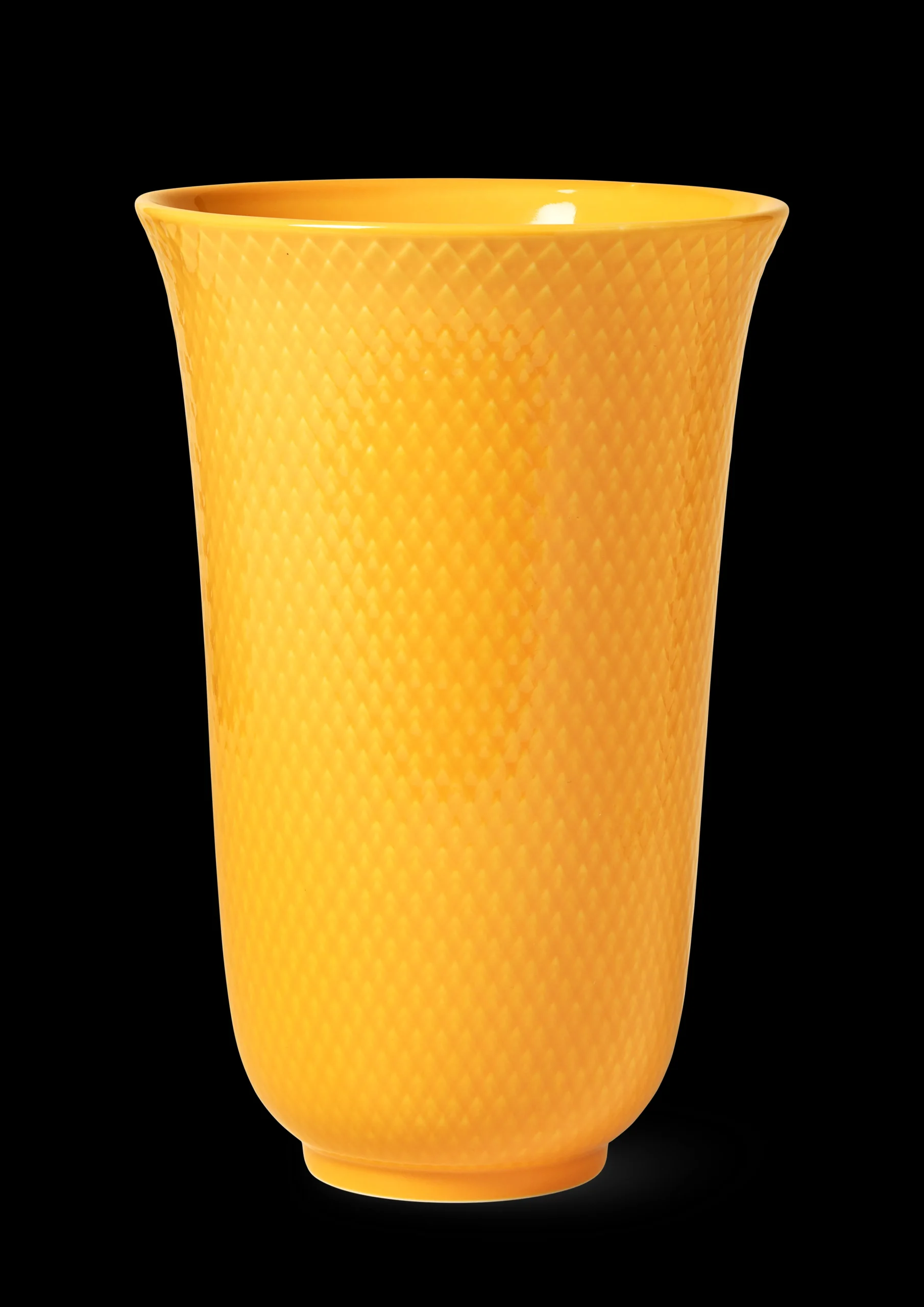 Outlet Rhombe Color Vase H20 gul porcelæn | Køb her Vaser & Urtepotteskjulere