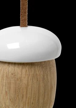 Outlet Agern Ø4 cm i træ fra serien Forest Tales Julepynt|Julepynt
