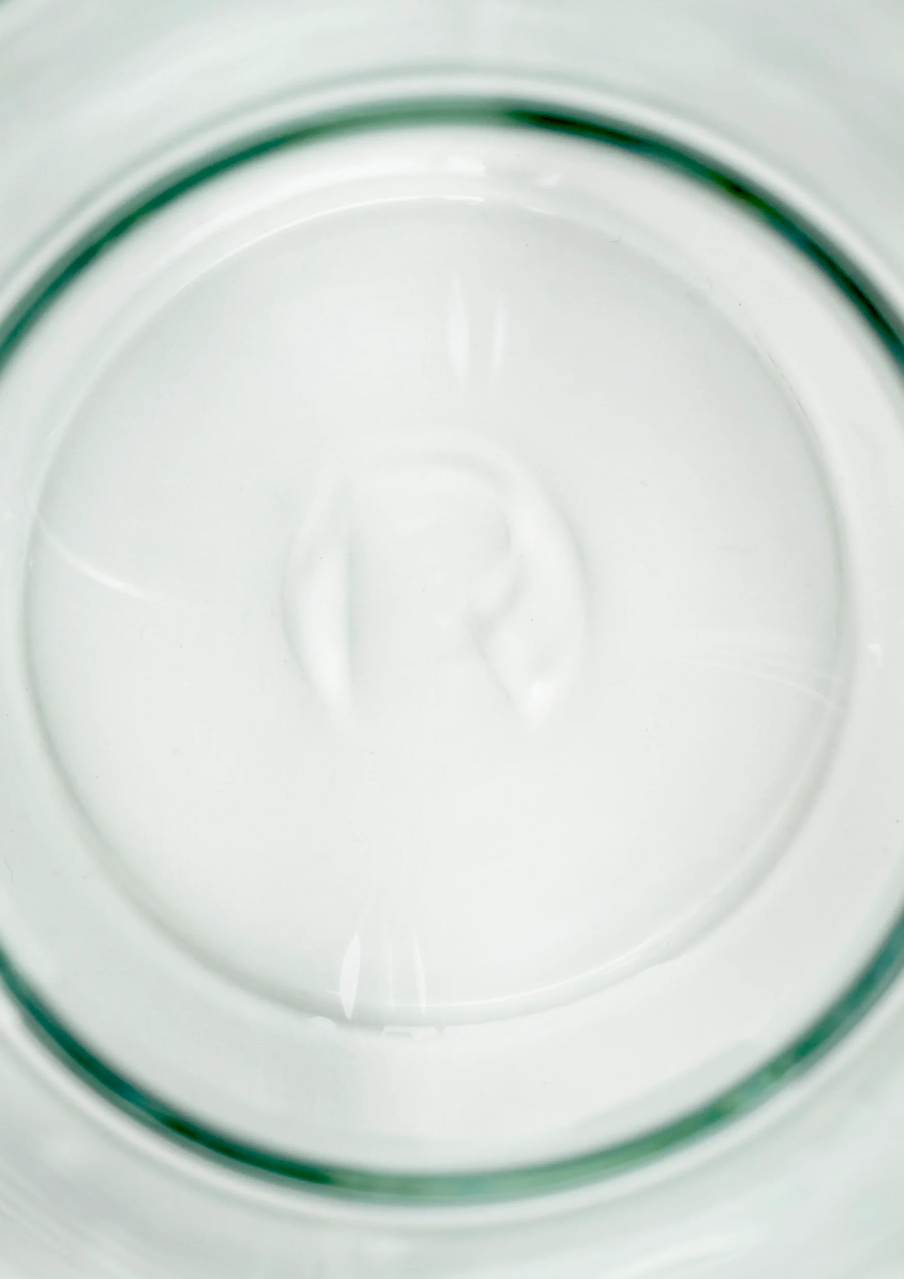 Outlet Grand Cru Recycled Vandkaraffel 90 cl klar grøn Karafler